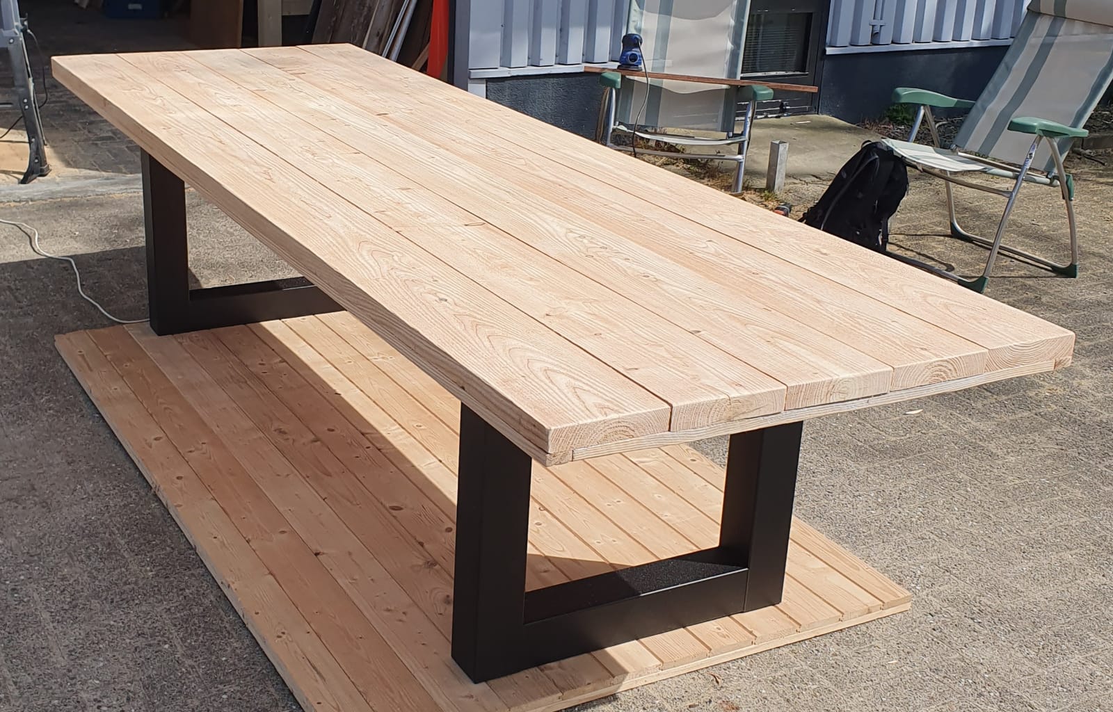 Drank . gelijkheid Industriële Douglas tafel met zwart onderstel - De Hout Jongens