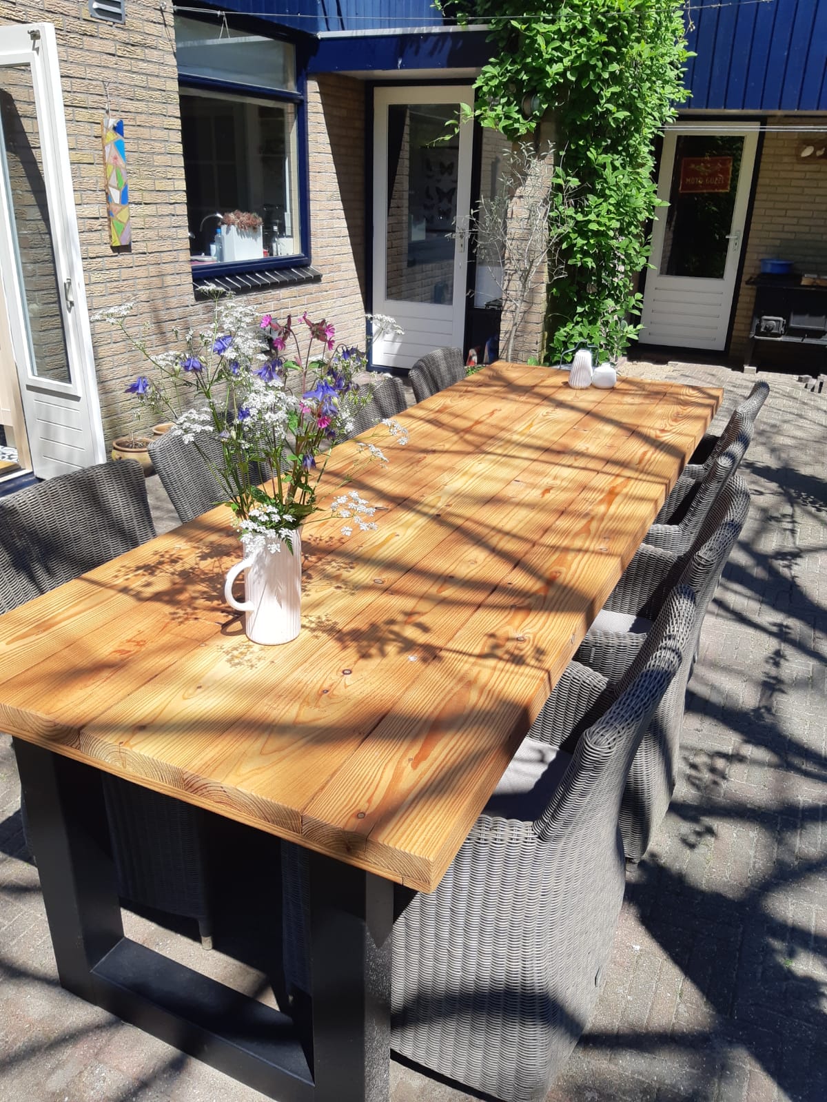 Industriële Douglas tafel met zwart - Hout Jongens