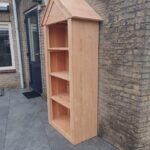 Douglashouten puntdak kast