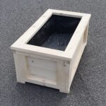 Stoere plantenbak van steigerhout