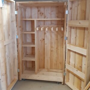 Steigerhouten zadelkast ''Eindhoven''