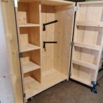 Steigerhouten zadelkast ''Oss''